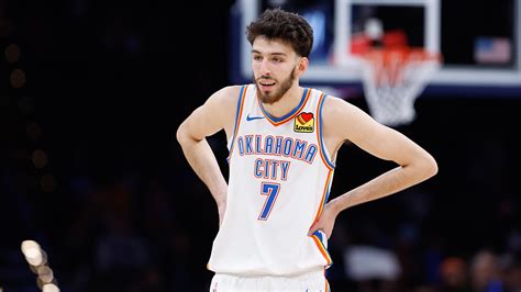 Kia Rookie Ladder: Chet Holmgren maintains his grip on No. 1 .